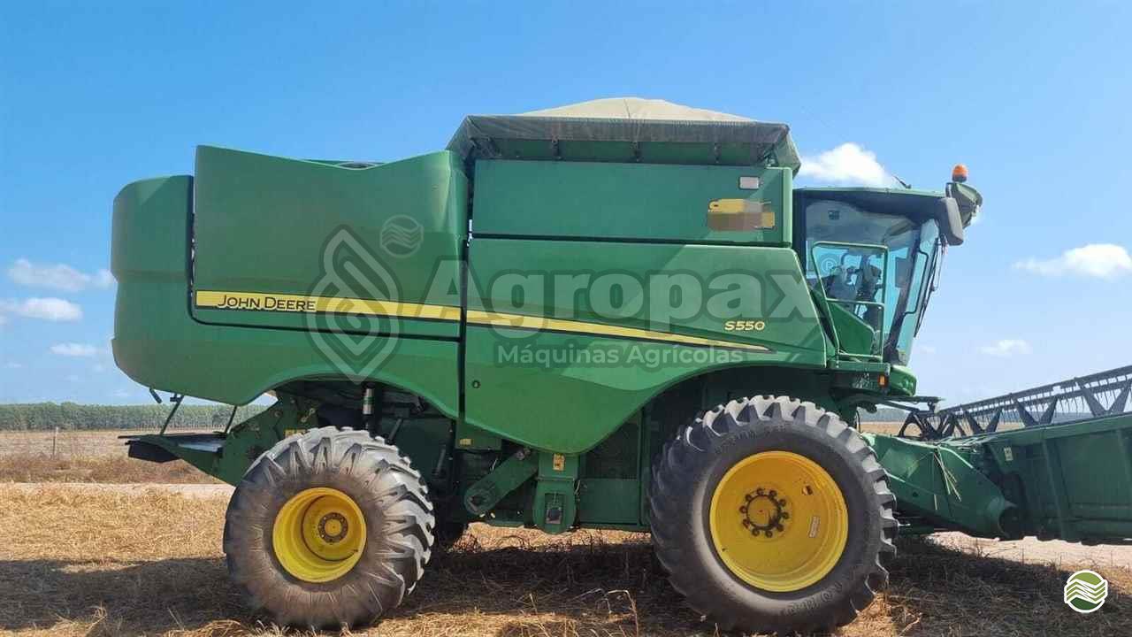 COLHEITADEIRA JOHN DEERE JOHN DEERE S550 Agropax Máquinas Agrícolas TIBAGI PARANÁ PR